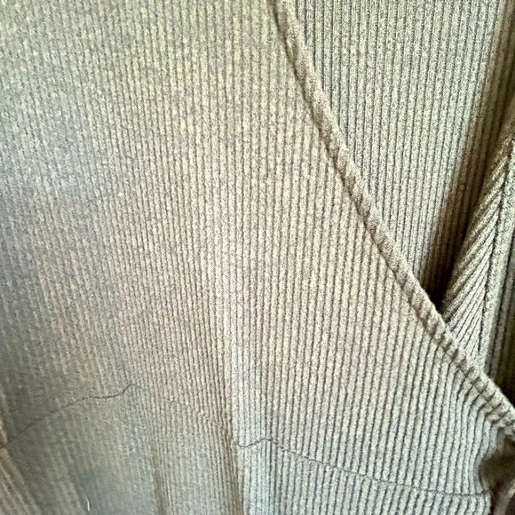 Wrap around dress Olive color Size XL - Picture 2 of 5